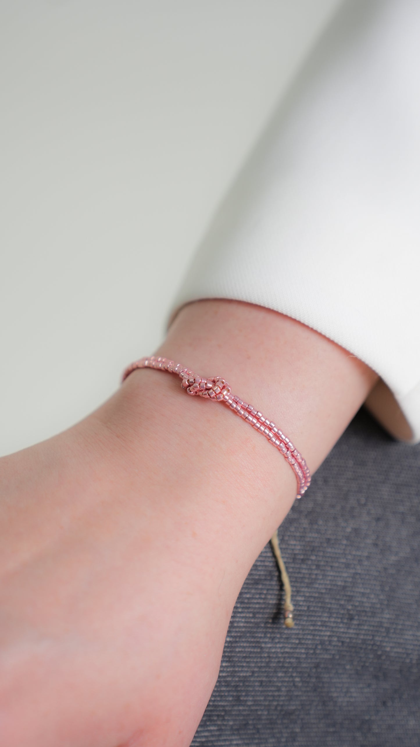 Pulsera MIYUKI nudo rose Gold