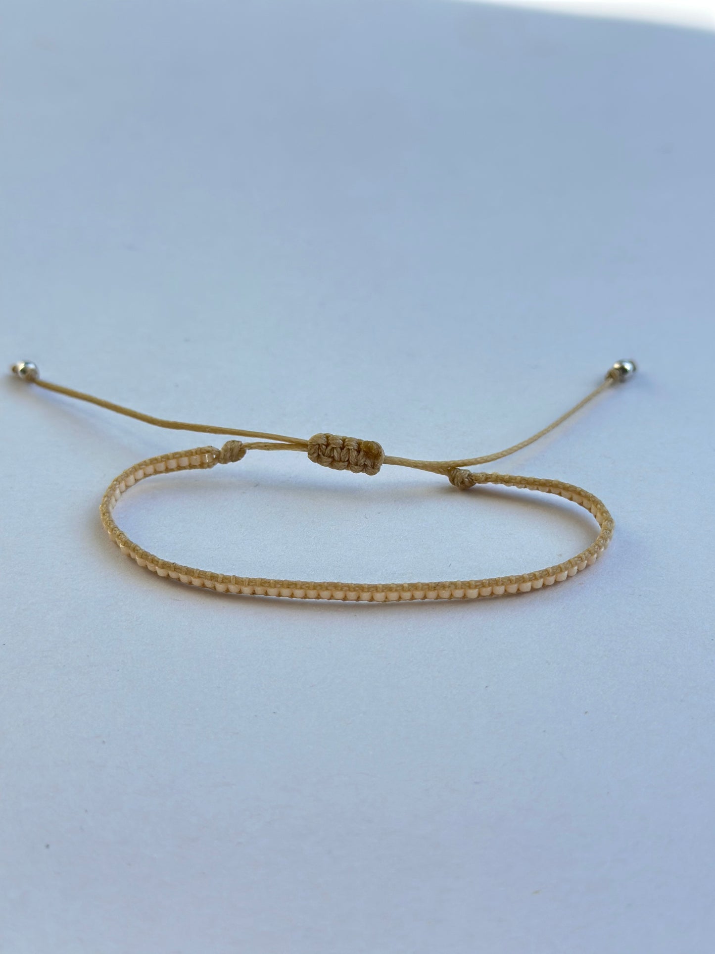 Pulsera Miyuki linea sencilla Nude