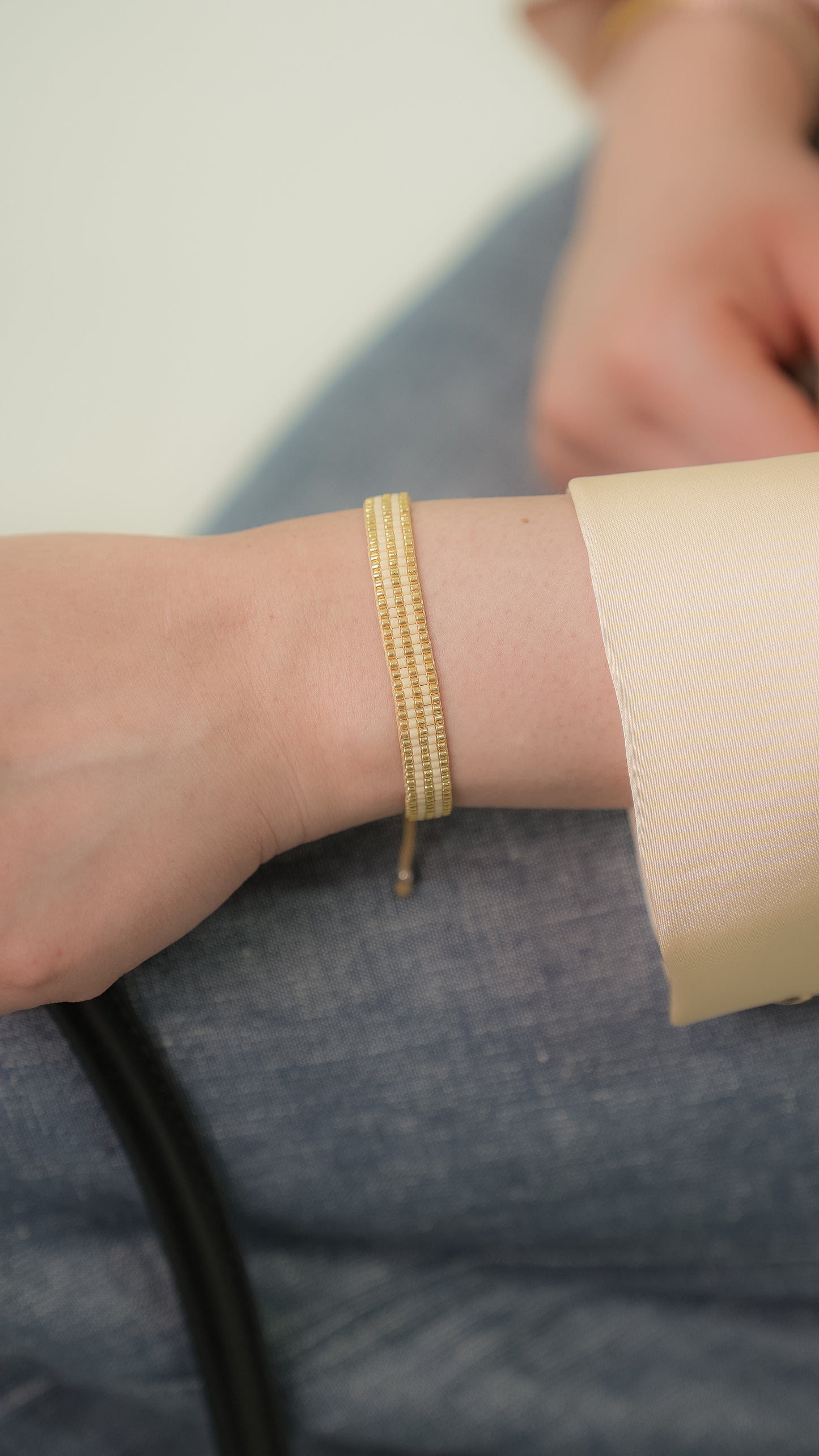 Pulsera Miyuki chica Líneas horizontal nude dorado