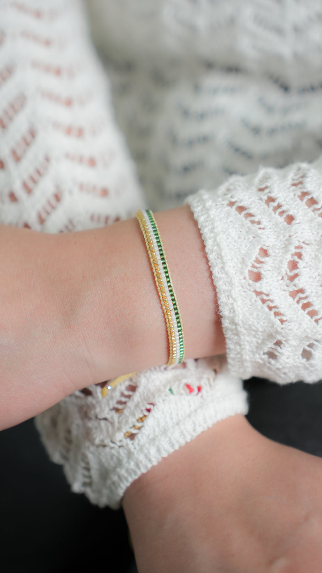 Pulsera Miyuki 3 líneas ORO BLANCO VERDE