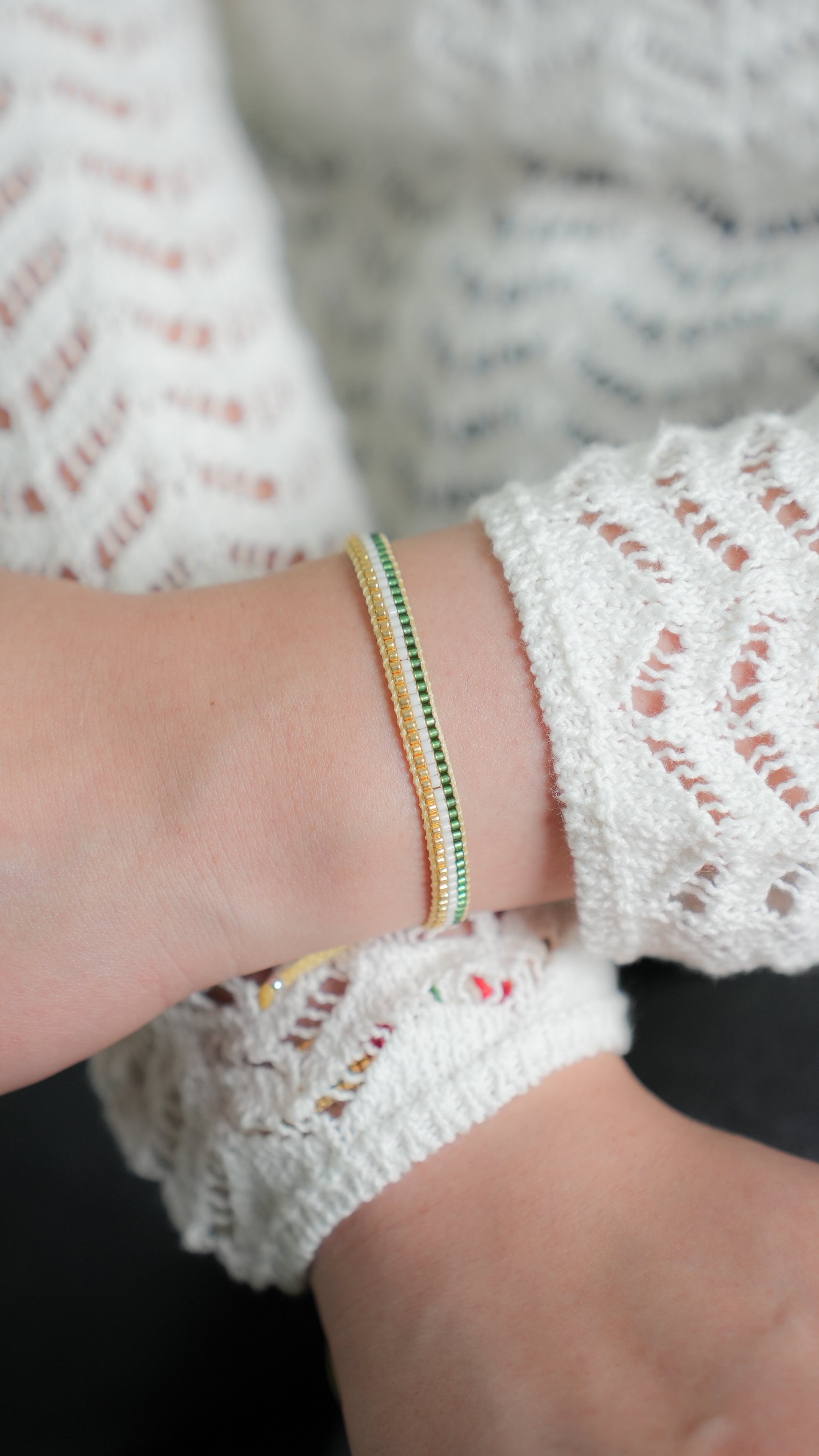 Pulsera Miyuki 3 líneas ORO BLANCO VERDE