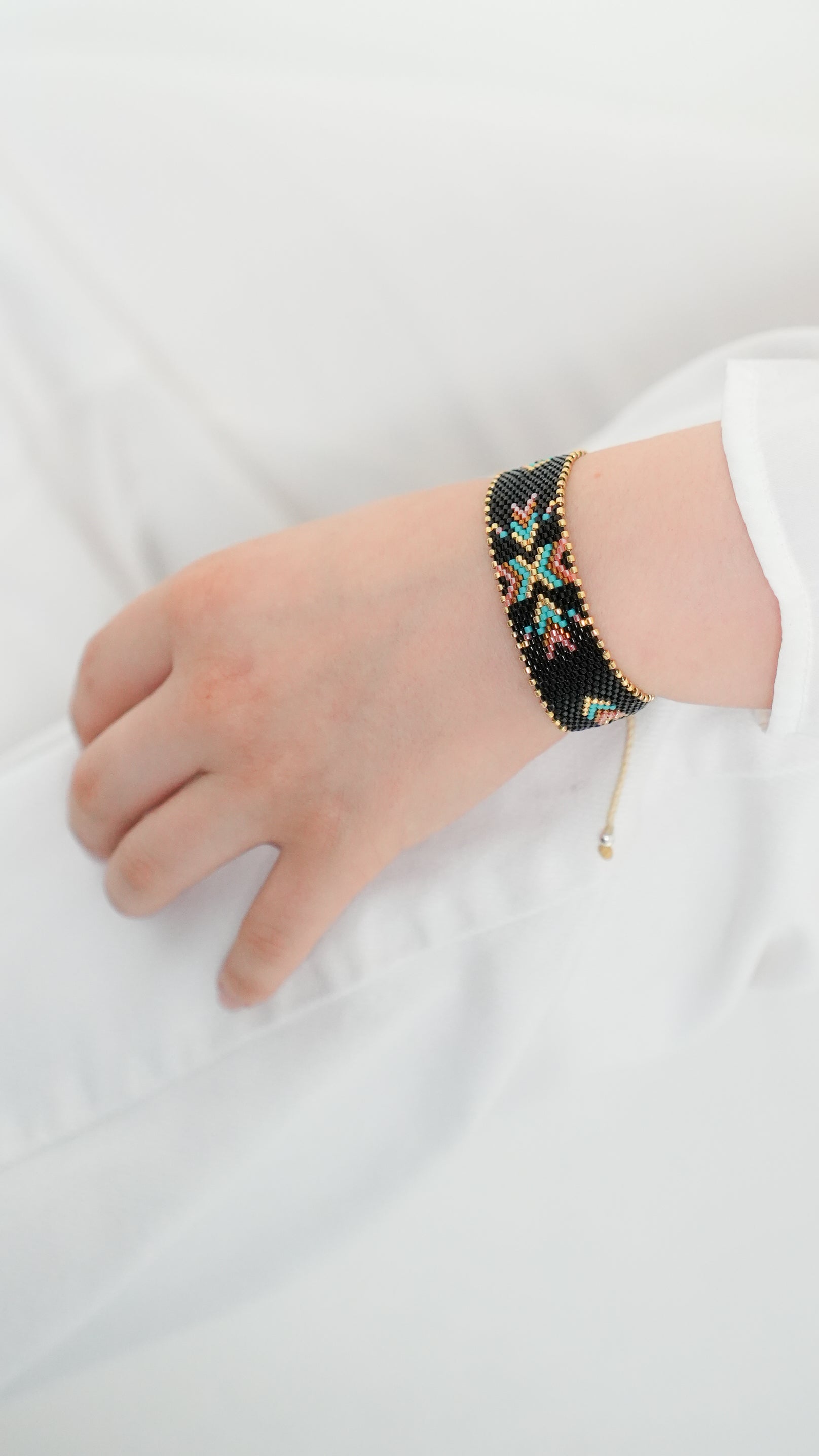 Pulsera Miyuki grande grecas turquesa rosa