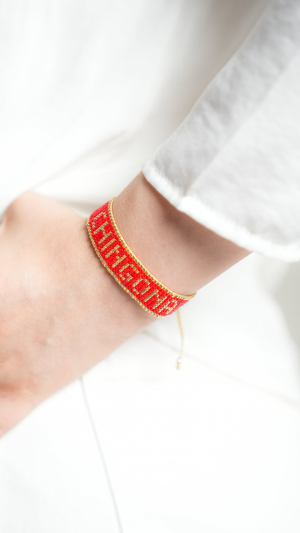 Brazalete CHINGONA rojo y dorado