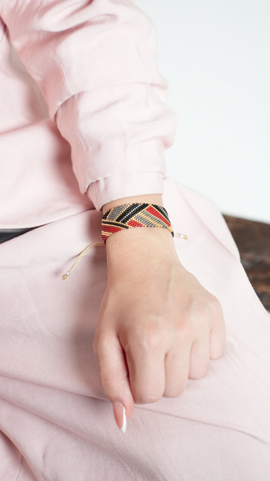 Pulsera Miyuki Grande tinto gris negro oro