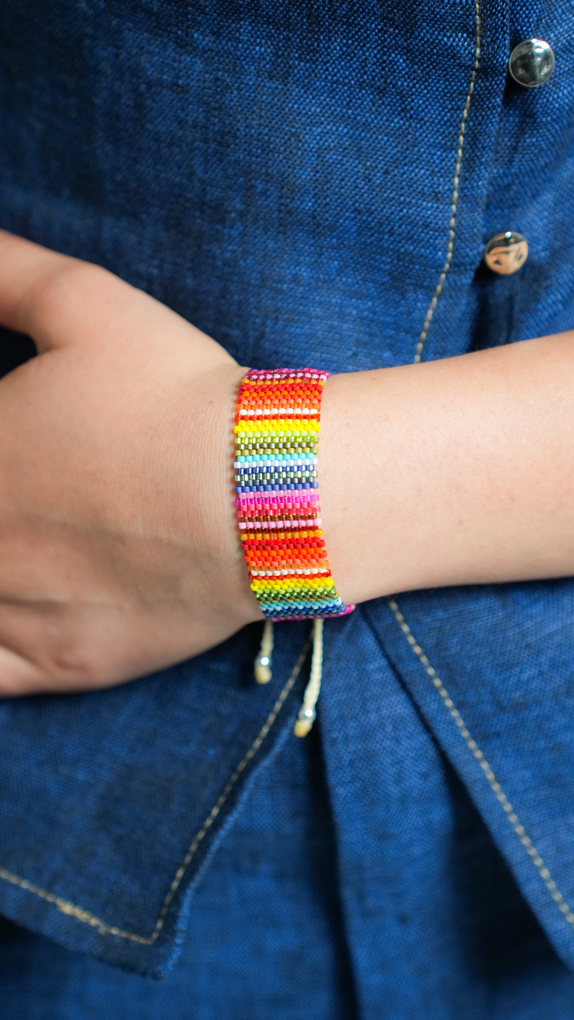 Pulsera Miyuki grande lineas verticales colores