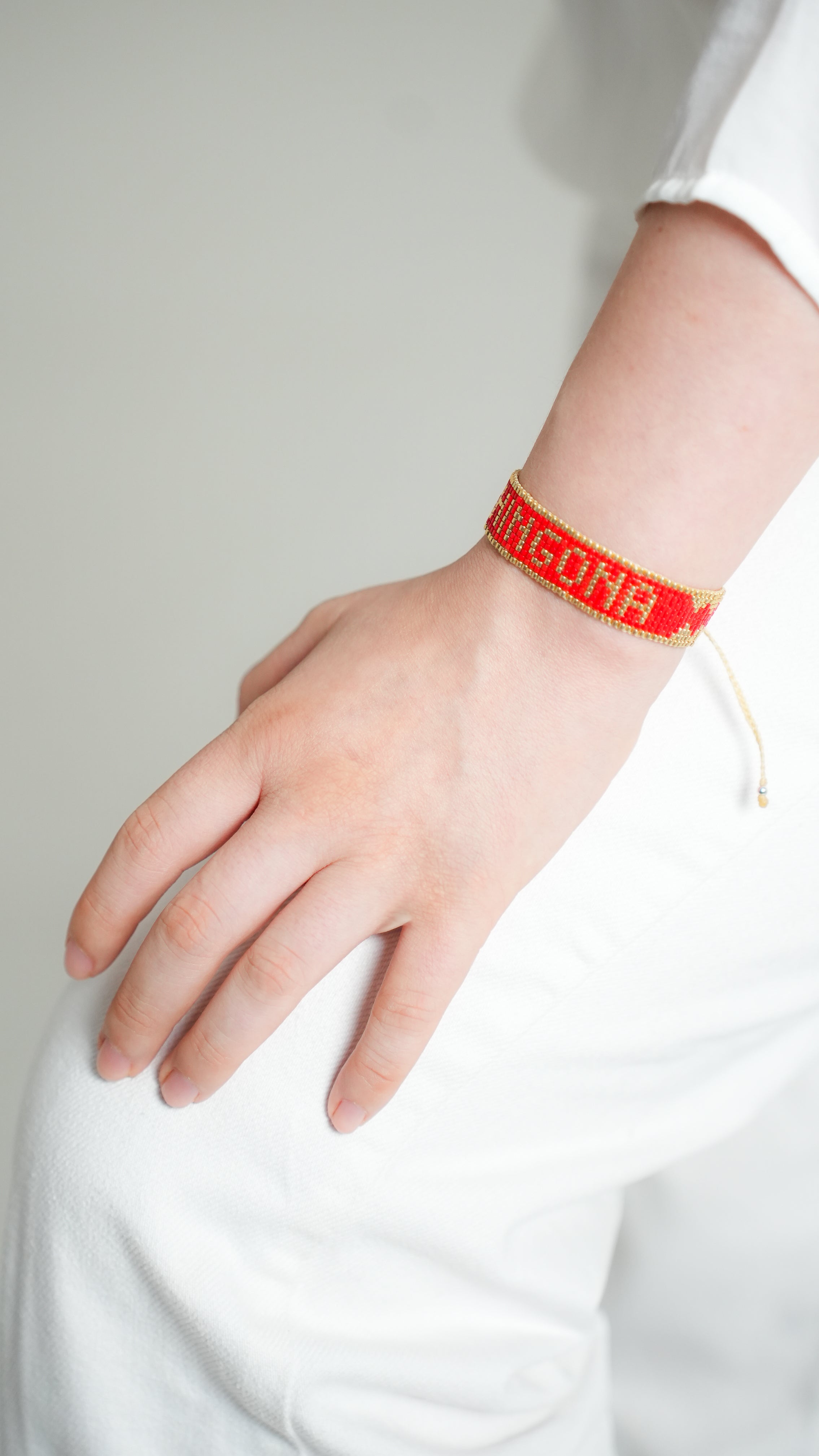 Brazalete CHINGONA rojo y dorado