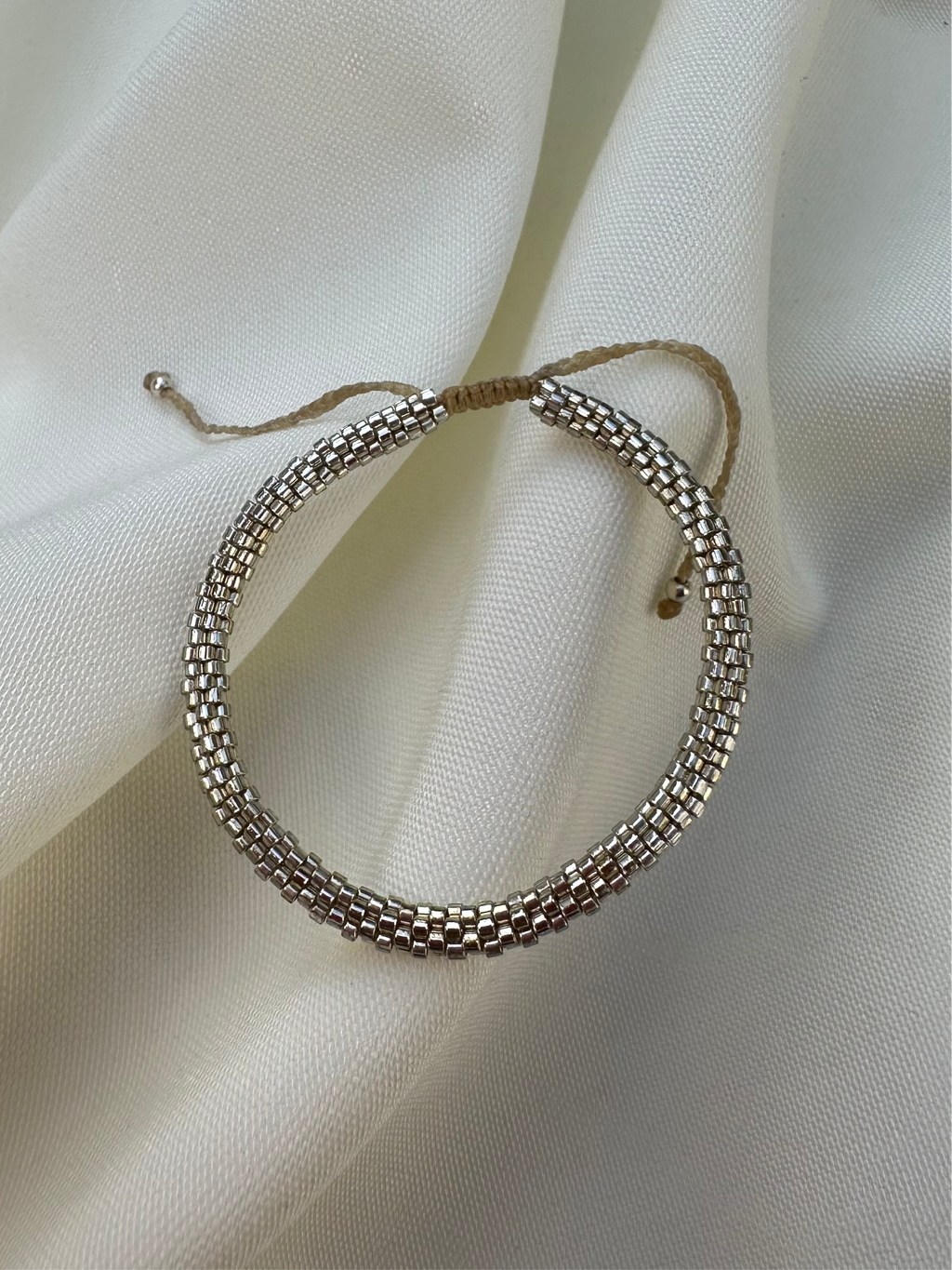 Pulsera Miyuki redonda plata