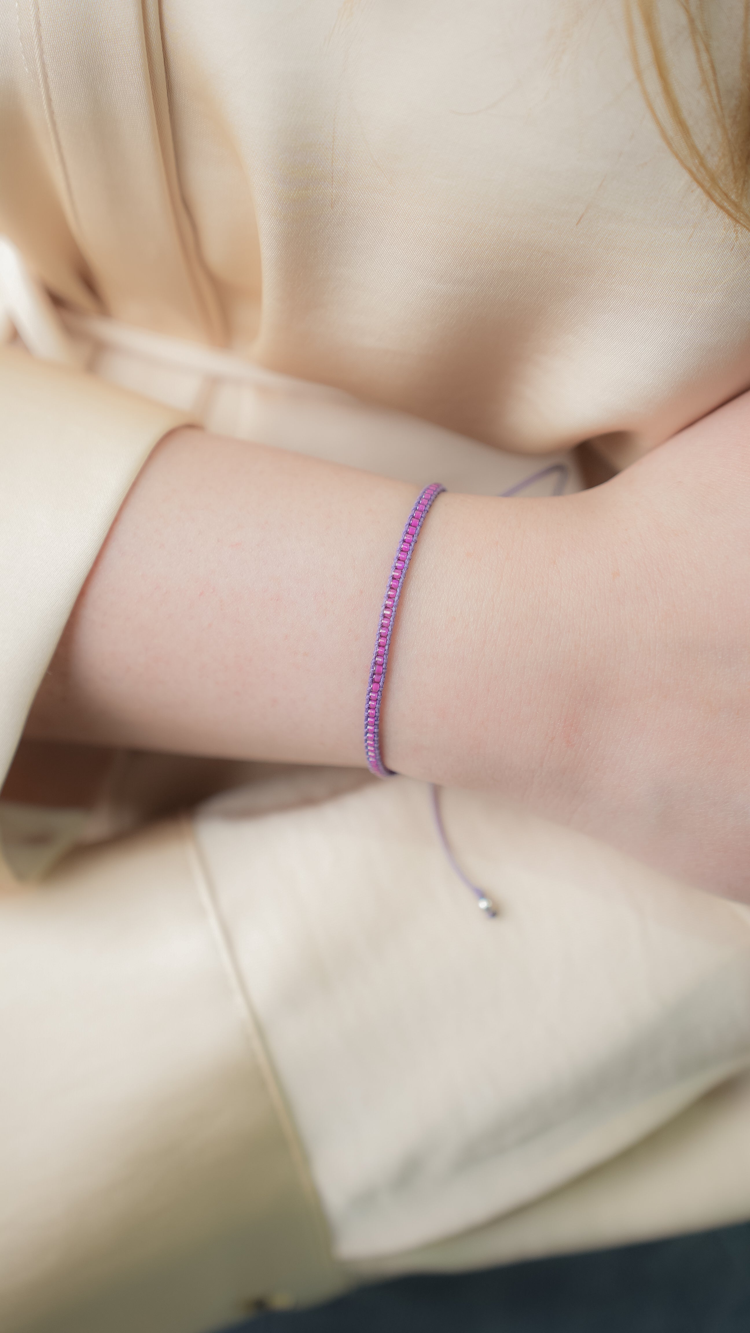 Pulsera Miyuki linea sencilla Morada