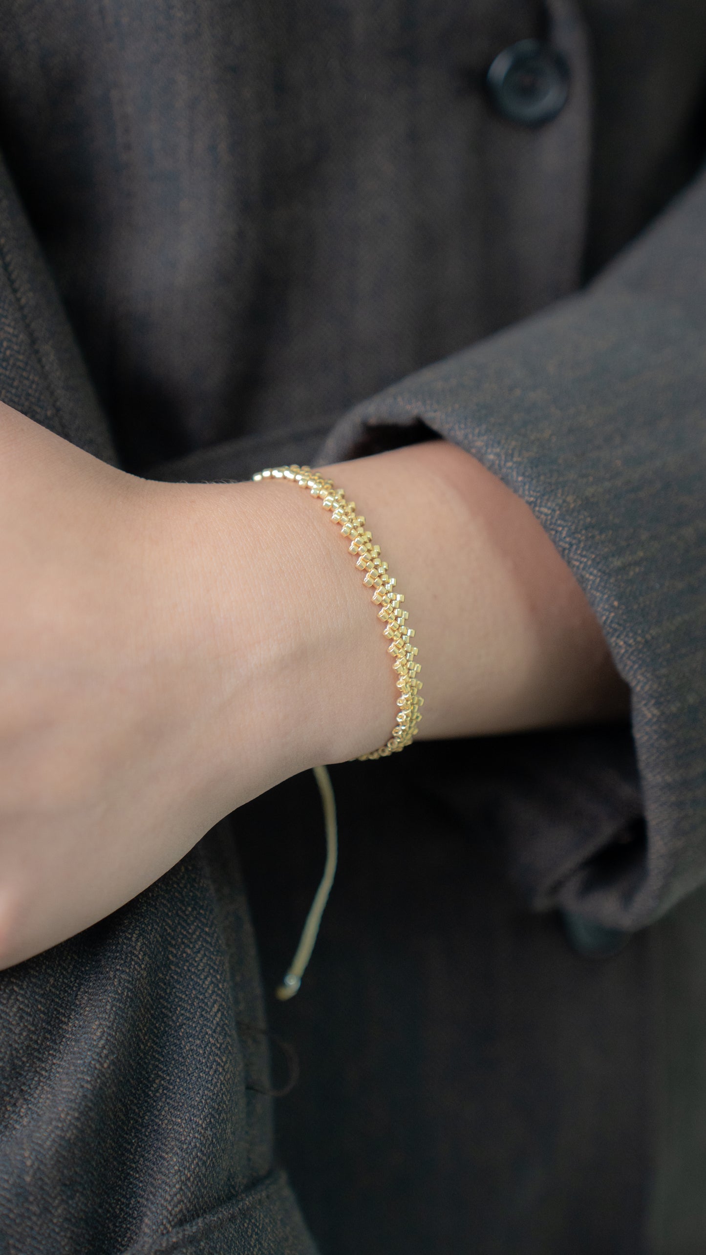 Pulsera Miyuki TRENZA Dorada