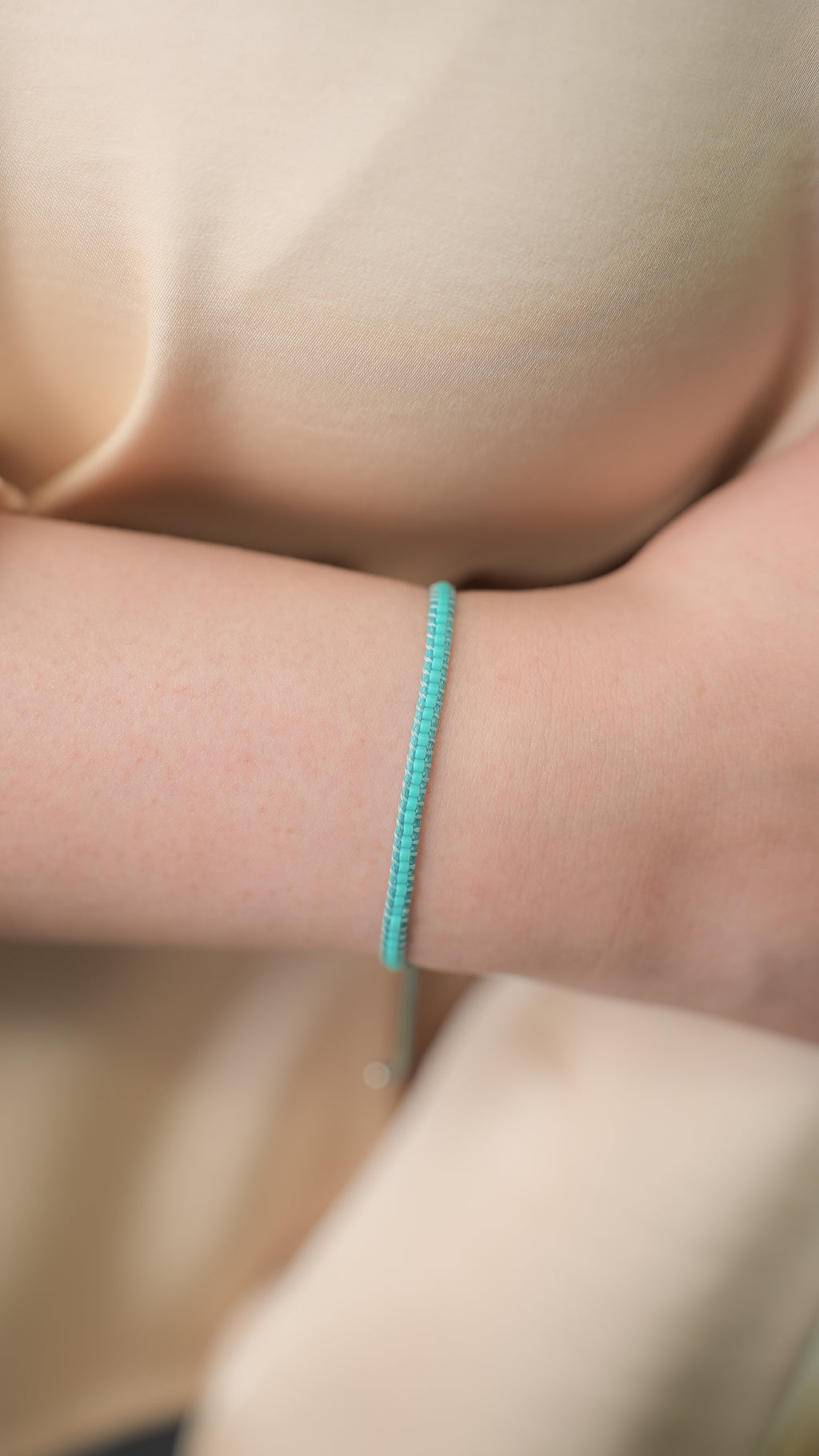 Pulsera Miyuki linea sencilla turqueza mate