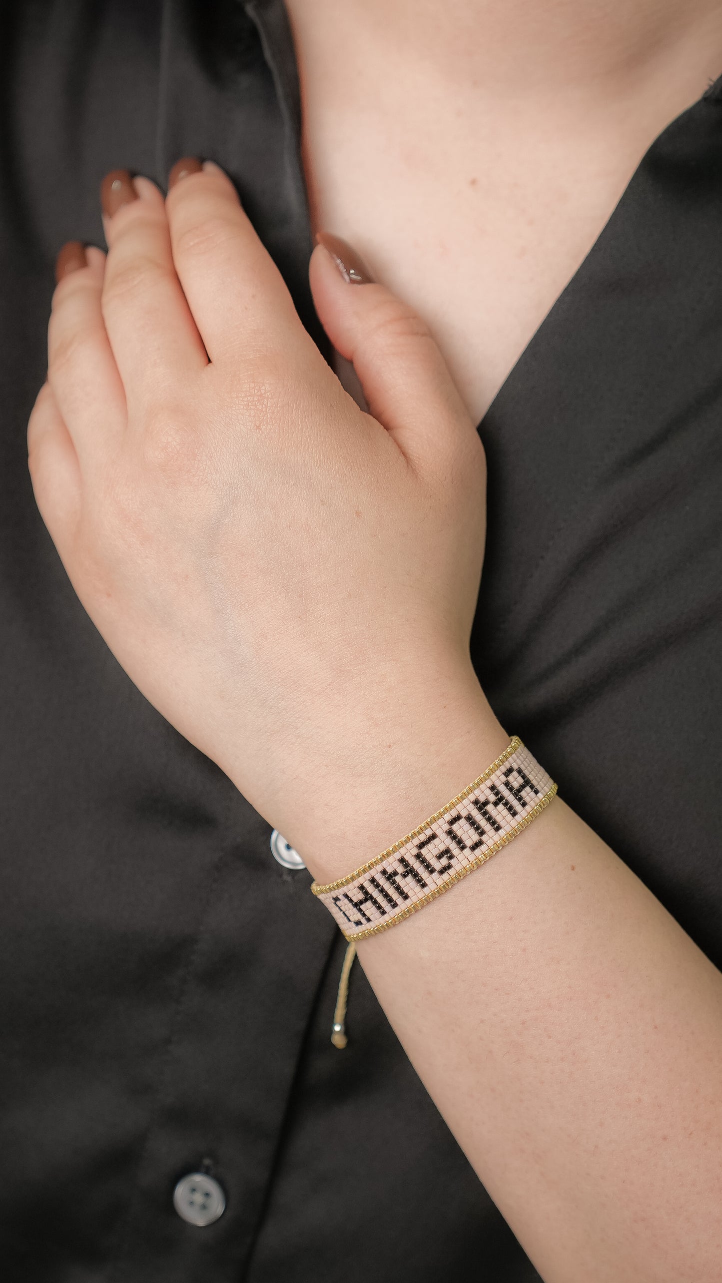 Brazalete CHINGONA nude con dorado