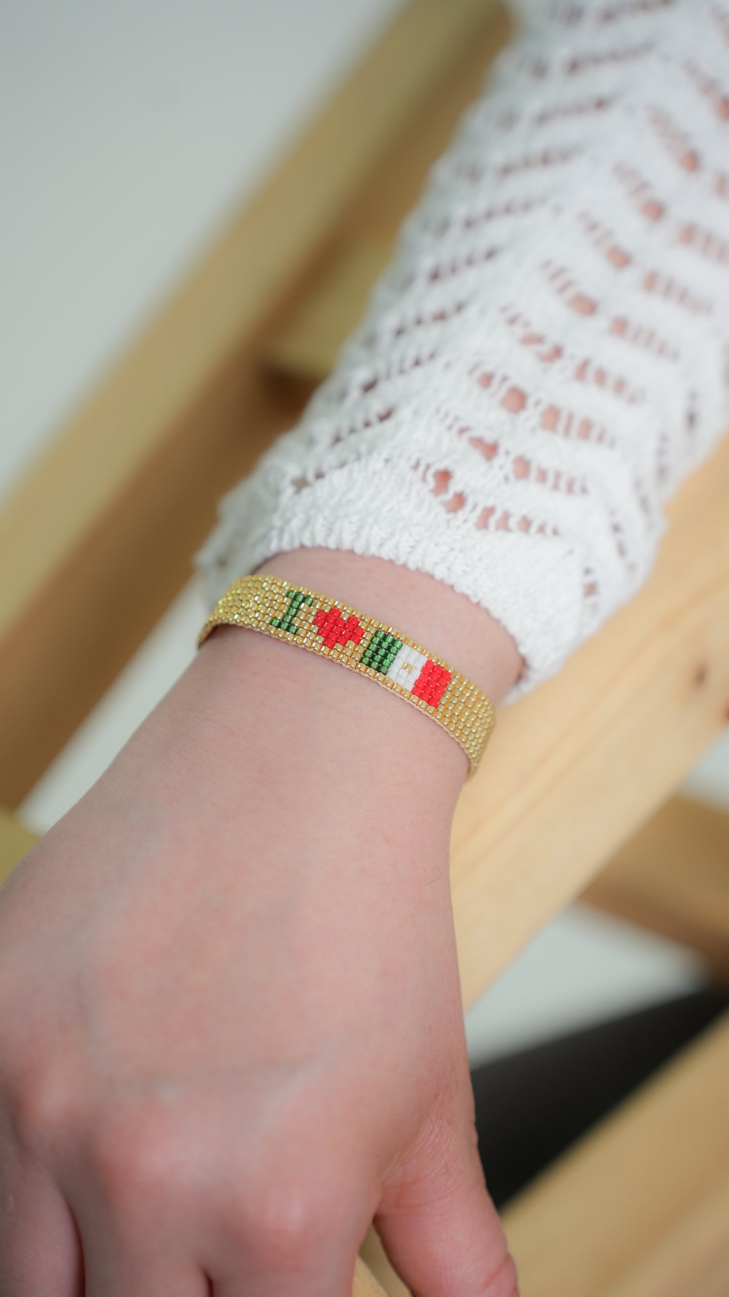 Pulsera Miyuki Dorada AMO MÉXICO