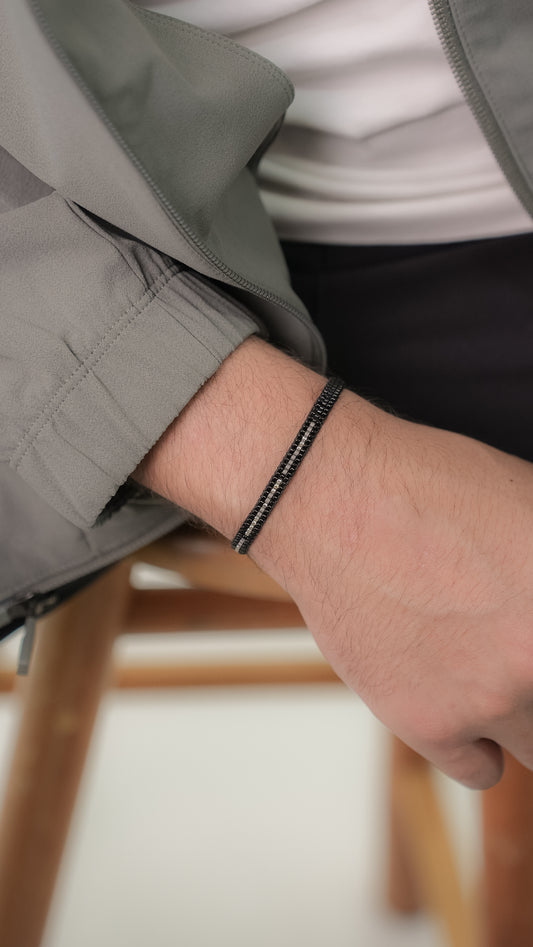 Pulsera Miyuki Caballero Negro gris plata