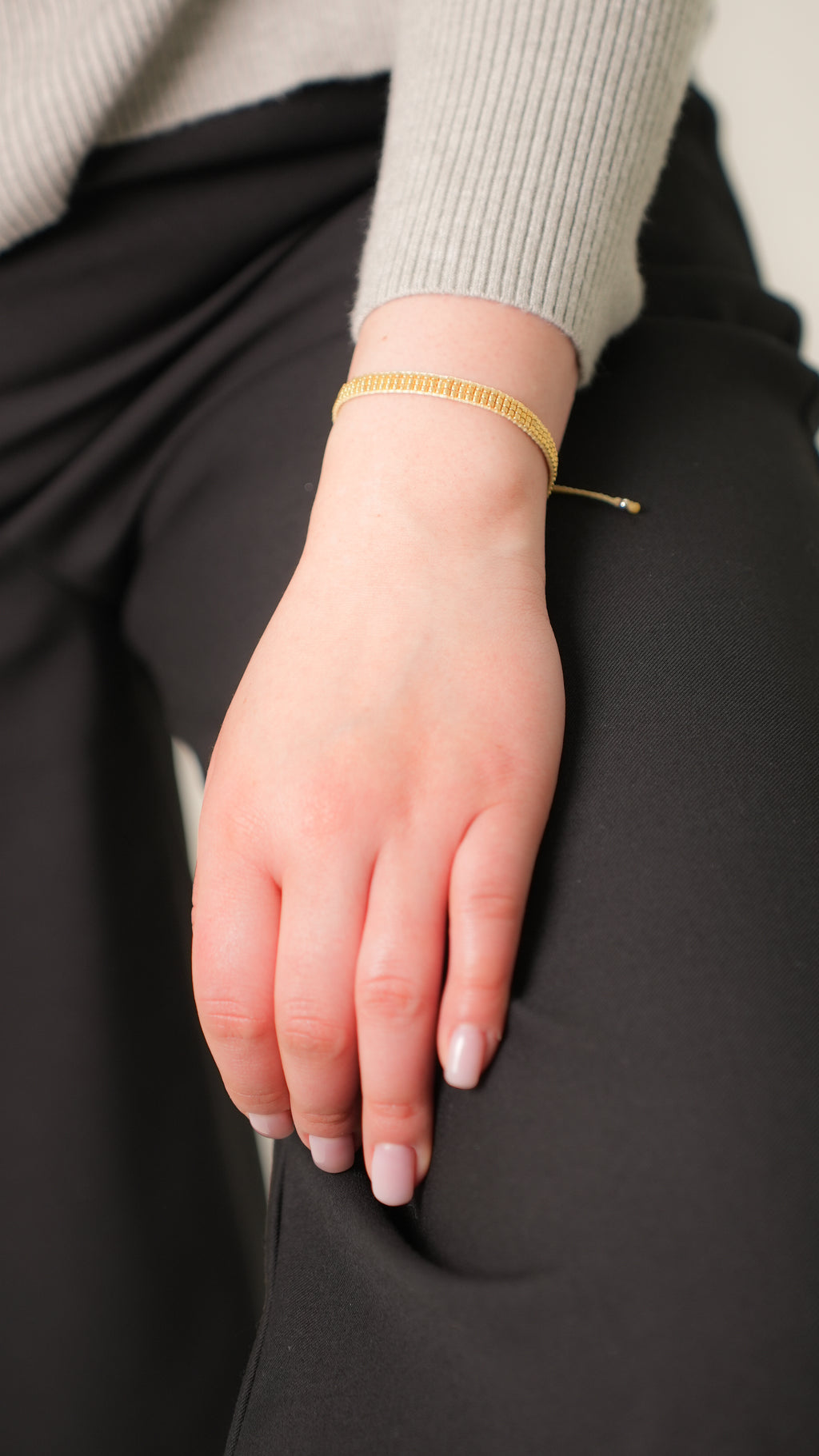 Pulsera MIYUKI 3 lineas dorado