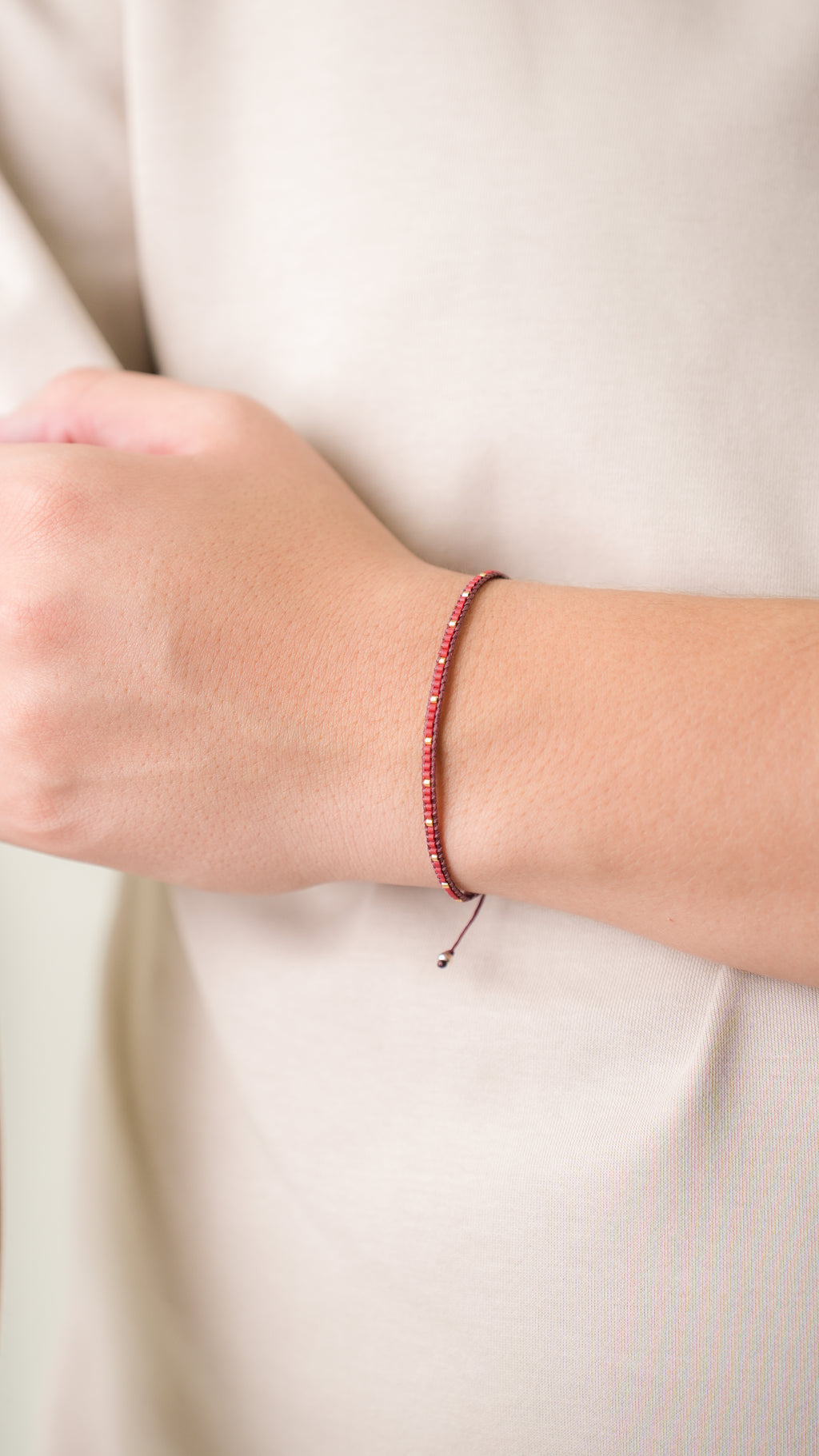 Pulsera Miyuki LINEA SENCILLA tinto oro