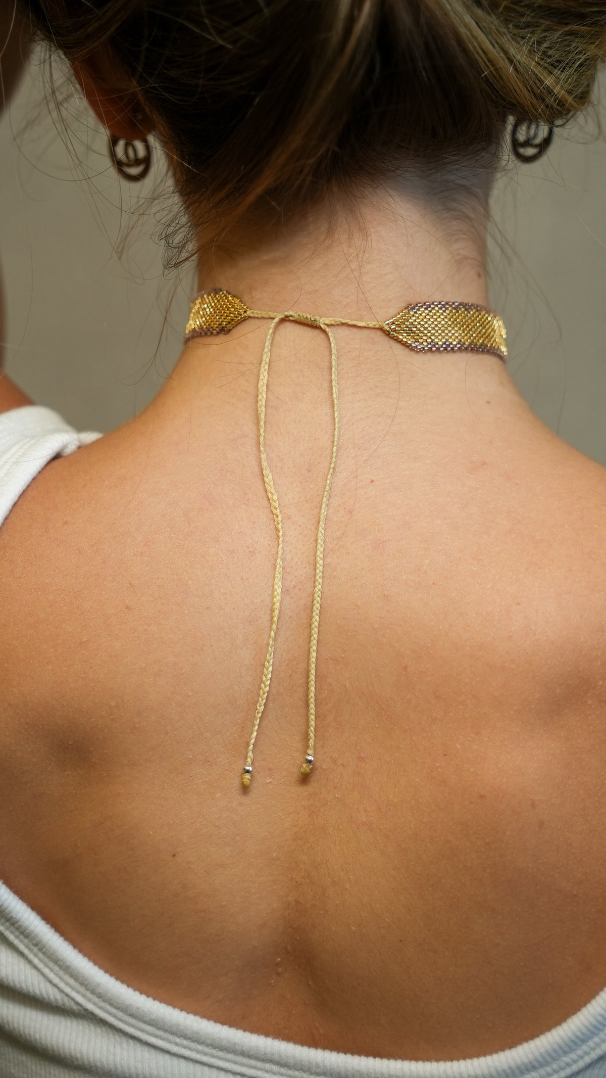 Choker Miyuki dorado orilla rose