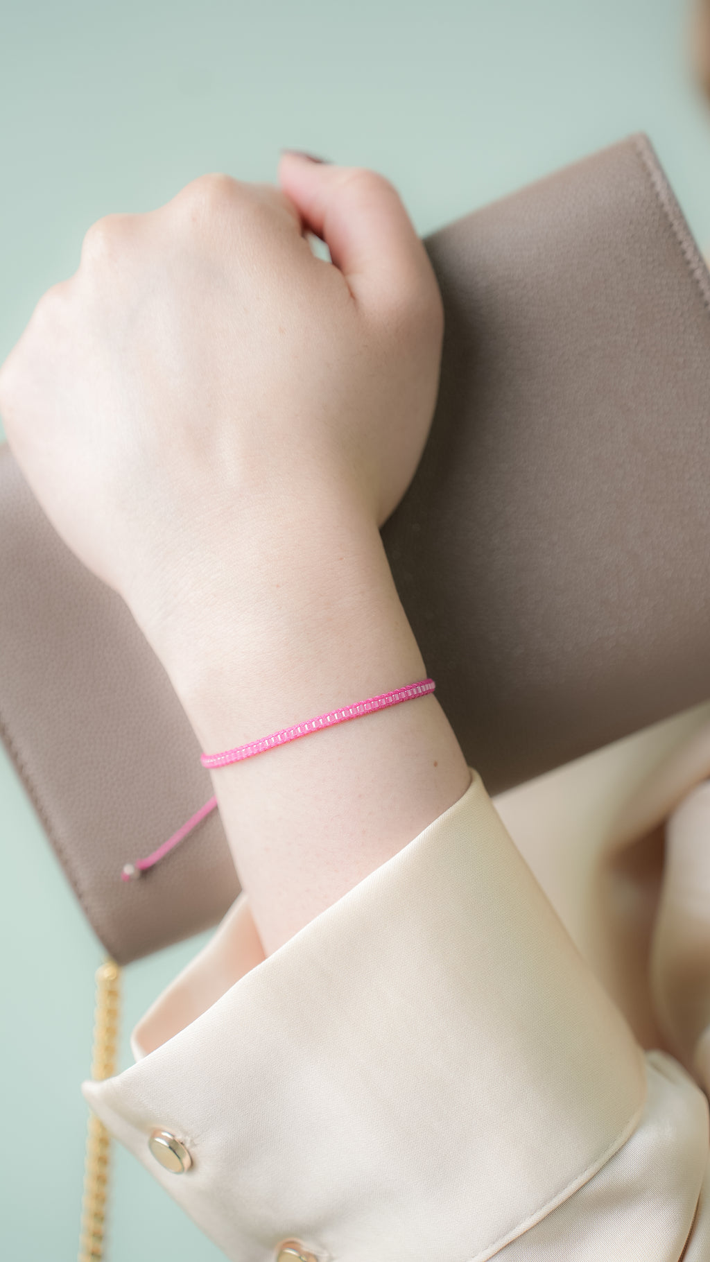 Pulsera Miyuki linea sencilla rosa