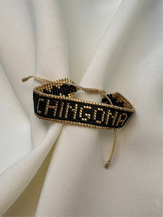 Brazalete CHINGONA negro y dorado
