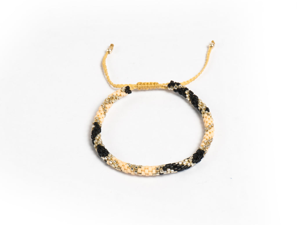 Pulsera Miyuki redonda beige plata negro